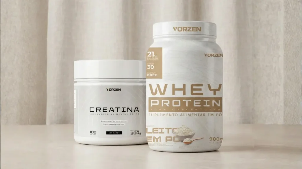 Potes de Whey Protein e Creatina da Vorzen, destacando a pureza e o design da embalagem.